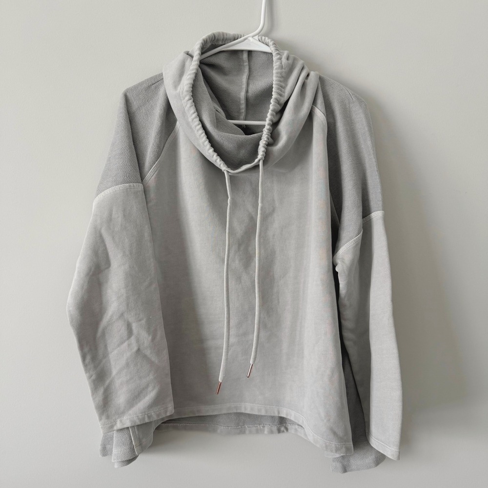 Sweaty Betty Harmonise Luxe Light Grey Oversize Funnel Neck Sweatshirt Large